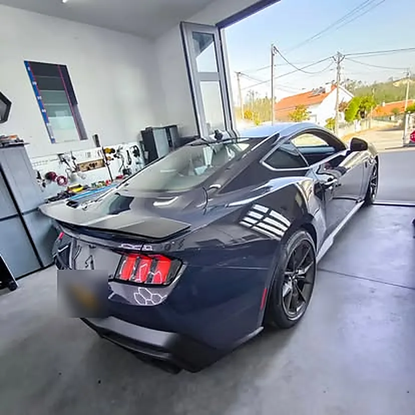 Ford Mustang Dark Horse — Película solar no Perfect Finish Studio, em Leiria